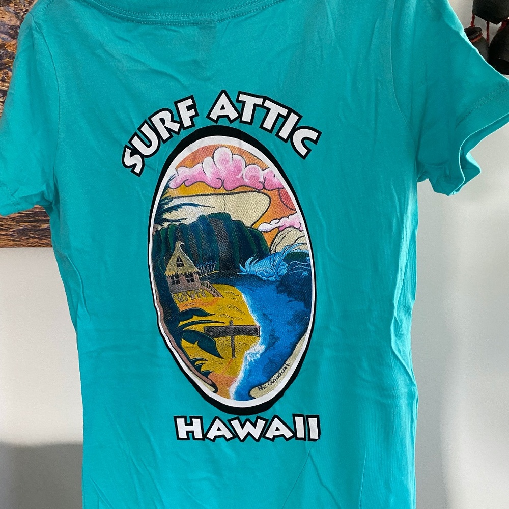 Women's SURF ATTIC T-Shirt